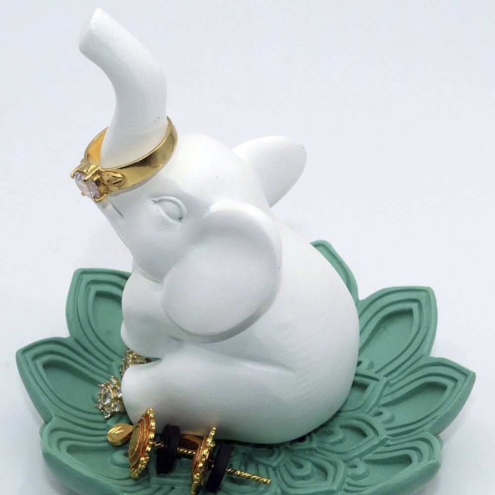 Jewelry Ring Holder Organizer Display Elephant Trinket Tray/Dish Holder